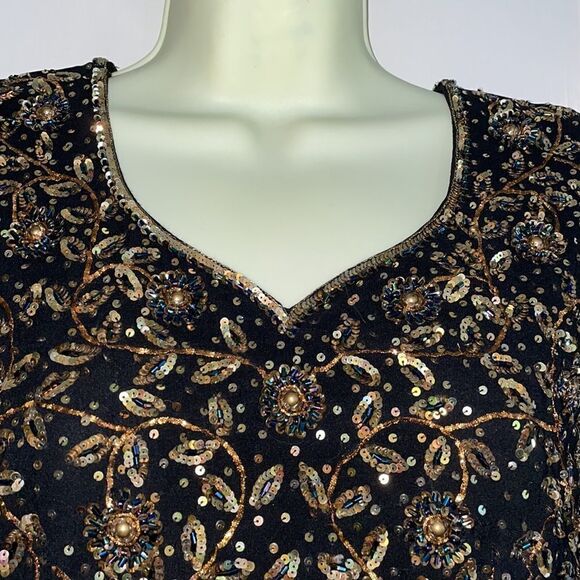 Vtg black & gold sequined, spangled & beaded dressy dress - Picture 3 of 11